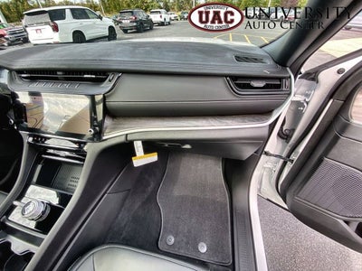 2027 Jeep Grand Cherokee GRAND CHEROKEE LIMITED 4X4