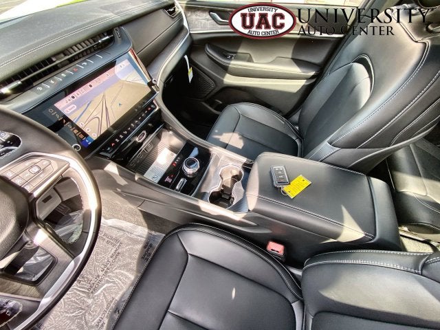 2027 Jeep Grand Cherokee GRAND CHEROKEE L LIMITED 4X4