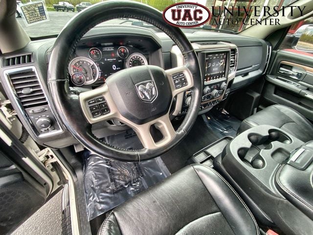 2018 RAM 1500 Laramie Crew Cab 4x4 5'7' Box