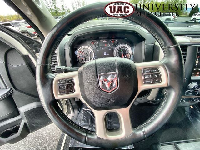 2018 RAM 1500 Laramie Crew Cab 4x4 5'7' Box