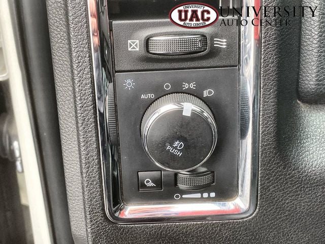 2018 RAM 1500 Laramie Crew Cab 4x4 5'7' Box