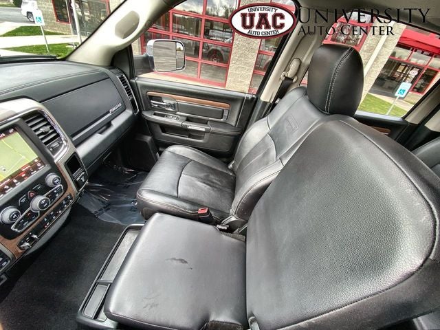 2018 RAM 1500 Laramie Crew Cab 4x4 5'7' Box