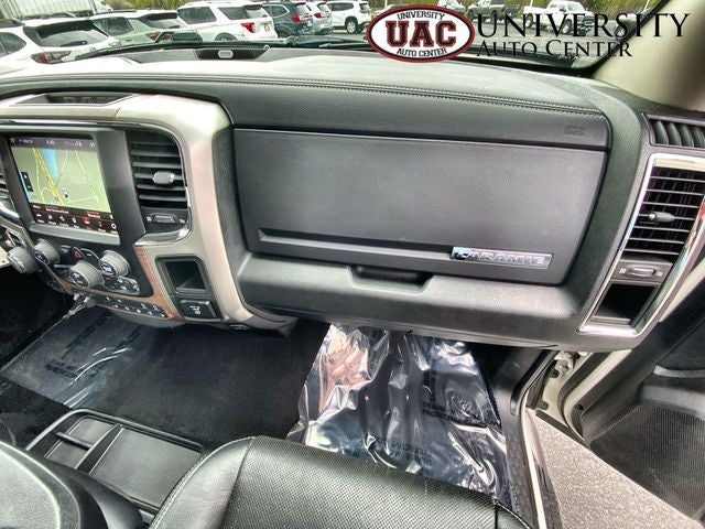 2018 RAM 1500 Laramie Crew Cab 4x4 5'7' Box