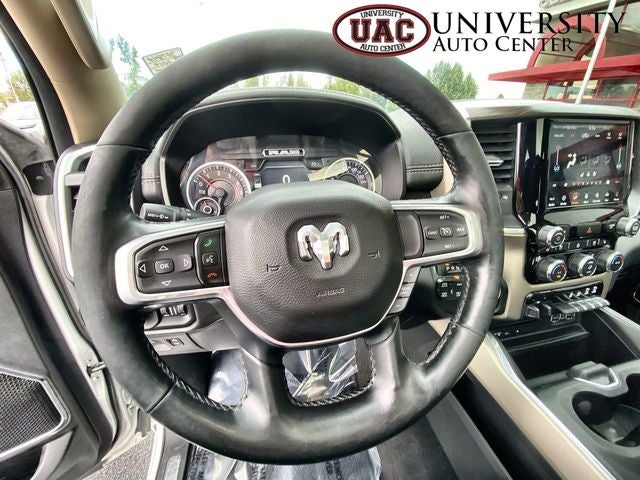 2019 RAM 1500 Laramie Crew Cab 4x4 6'4' Box