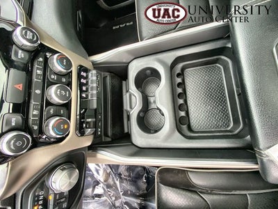 2019 RAM 1500 Laramie Crew Cab 4x4 6'4' Box