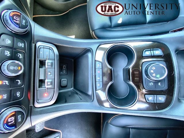 2023 GMC Acadia AWD AT4