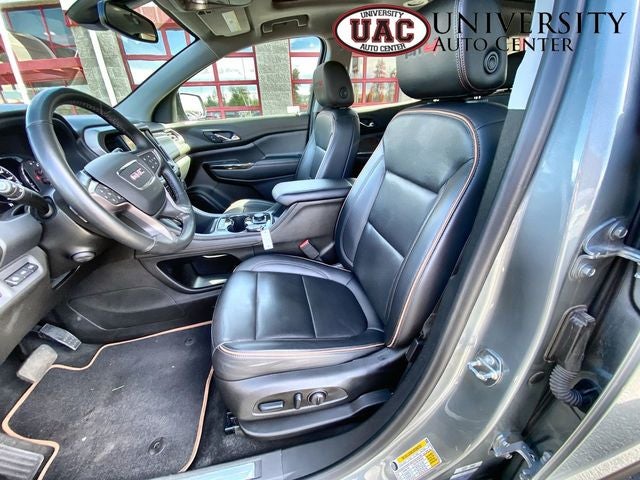 2023 GMC Acadia AWD AT4