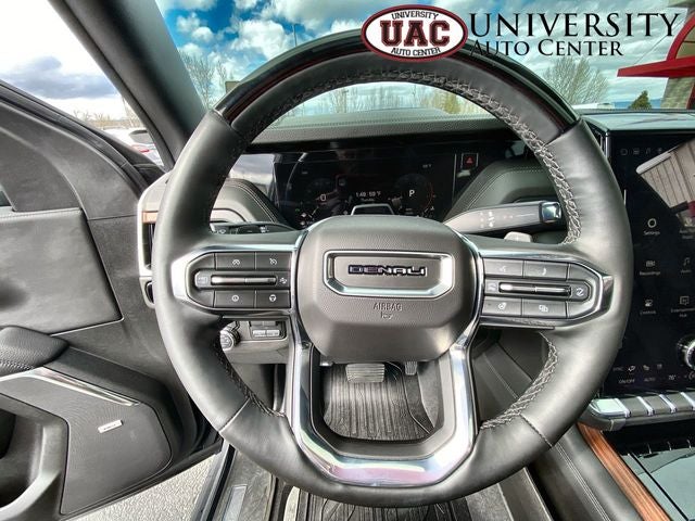 2025 GMC Yukon 4WD Denali