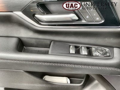 2025 GMC Yukon 4WD Denali