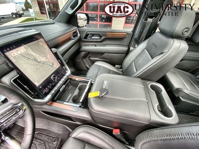 2025 GMC Yukon 4WD Denali