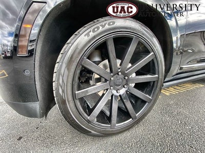 2025 GMC Yukon 4WD Denali