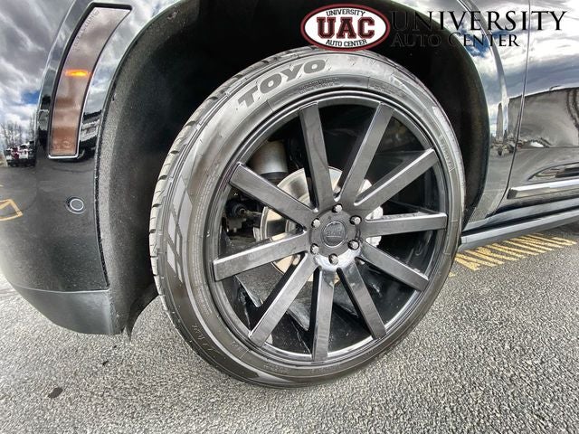 2025 GMC Yukon 4WD Denali