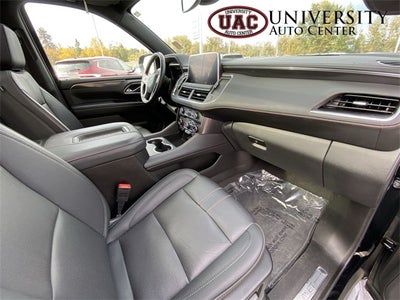 2024 Chevrolet Suburban 4WD RST