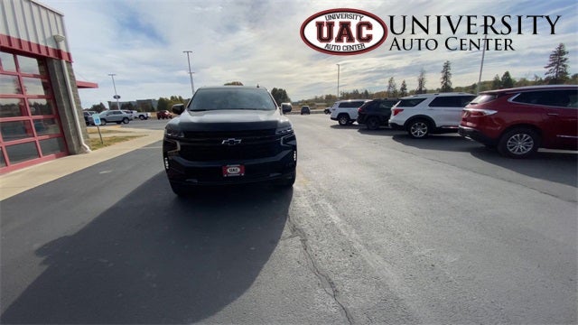 2024 Chevrolet Suburban 4WD RST