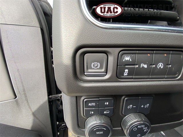 2024 Chevrolet Suburban 4WD RST