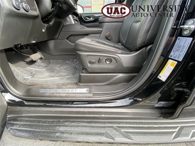 2024 Chevrolet Suburban 4WD RST