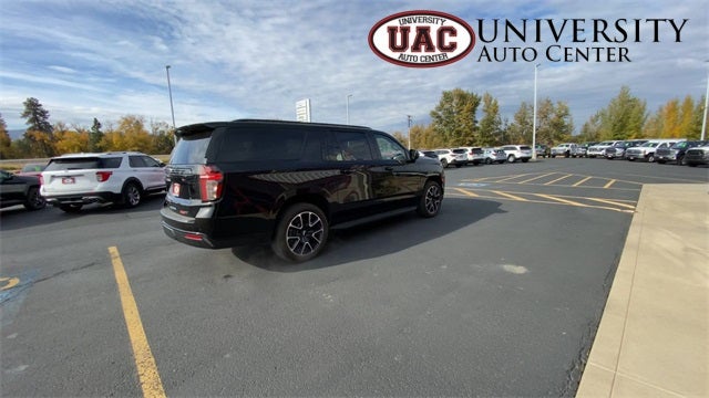 2024 Chevrolet Suburban 4WD RST