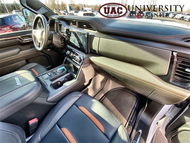 2025 GMC Sierra 2500HD 4WD Crew Cab Standard Bed AT4