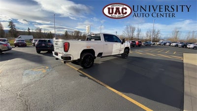 2025 GMC Sierra 2500HD 4WD Crew Cab Standard Bed AT4