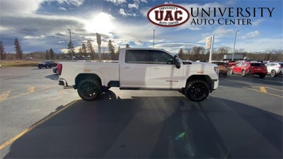 2025 GMC Sierra 2500HD 4WD Crew Cab Standard Bed AT4