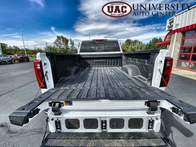 2025 GMC Sierra 2500HD 4WD Crew Cab Standard Bed Denali