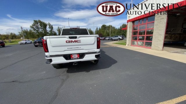 2025 GMC Sierra 2500HD 4WD Crew Cab Standard Bed Denali