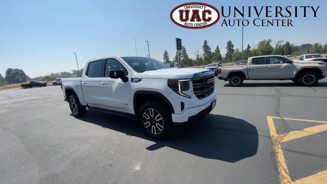 2024 GMC Sierra 1500 4WD Crew Cab Short Box AT4