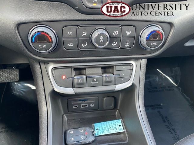 2024 GMC Terrain AWD SLT