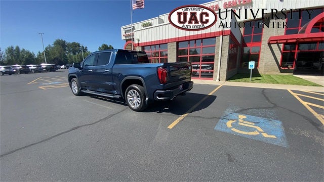 2022 GMC Sierra 1500 4WD Crew Cab Short Box Denali
