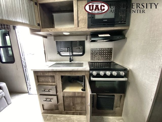 2021 Venture Rv Sonic Ultra-Lite Travel Trailer