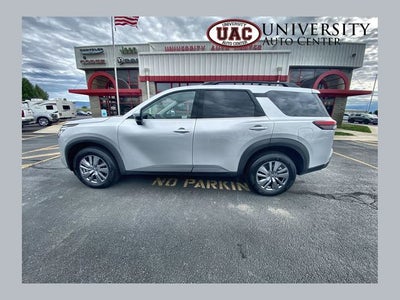 2025 Nissan Pathfinder SV 4WD