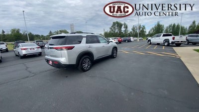 2025 Nissan Pathfinder SV 4WD