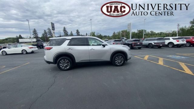 2025 Nissan Pathfinder SV 4WD