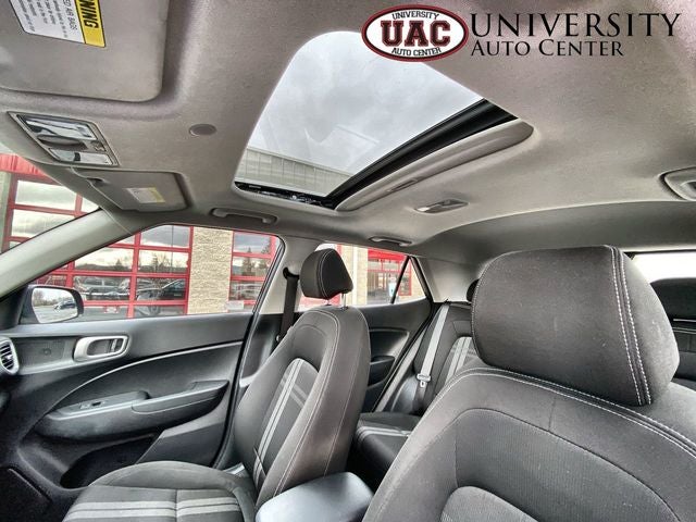 2022 Hyundai Venue SEL